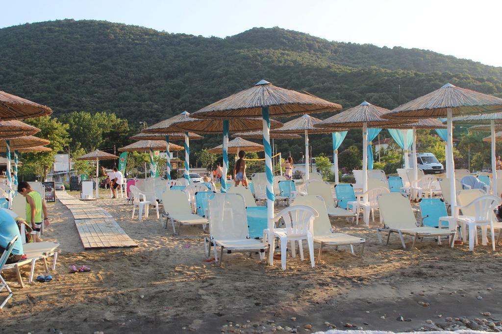 Garden Bungalow Valentina Stavros  Bagian luar foto