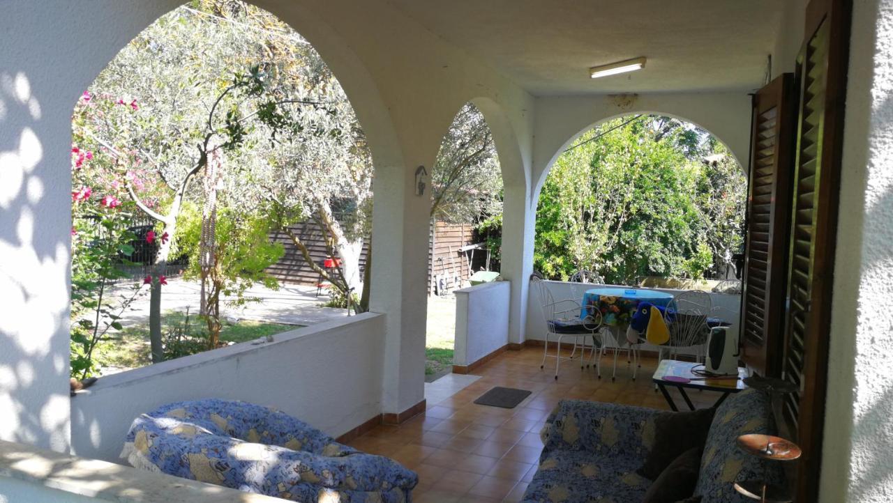 Garden Bungalow Valentina Stavros  Bagian luar foto